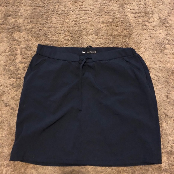 lee women's relaxed fit skirt